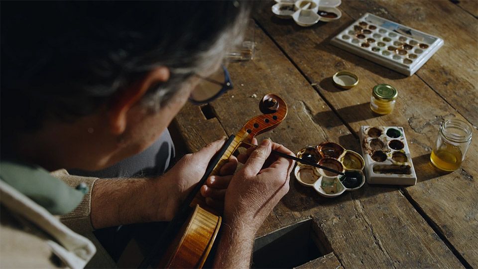Liutaio Pittura Violino